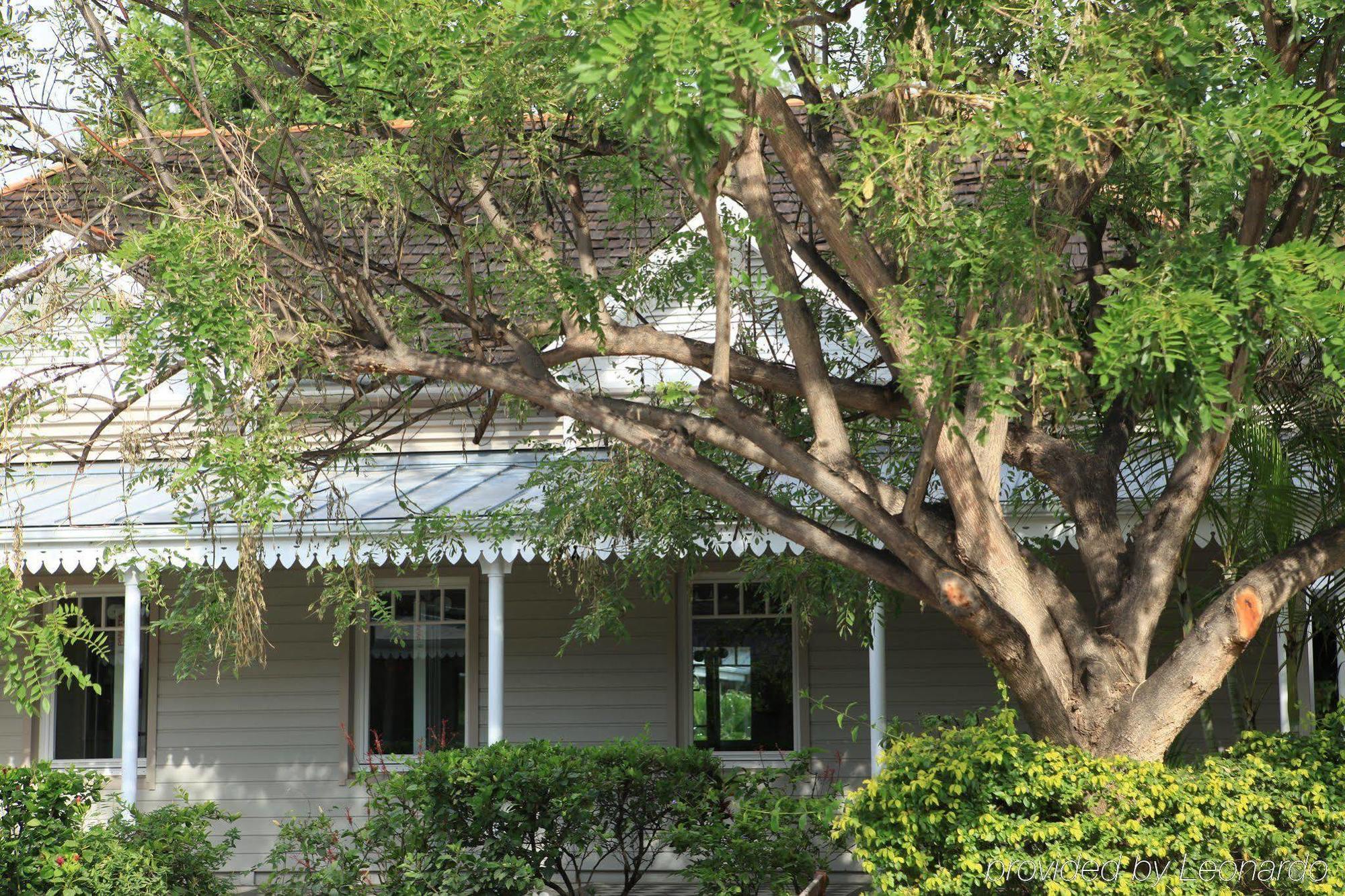 Lux* Saint Gilles Resort Luaran gambar The house in 2007